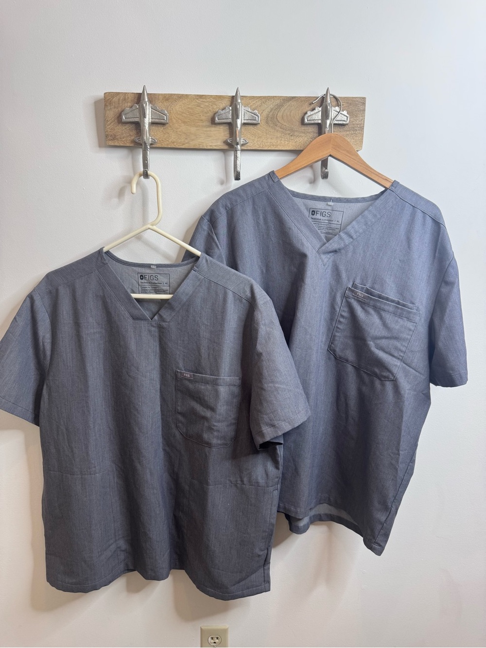 FIGS Men’s Slate Gray V-Neck Scrub Tops - Pair